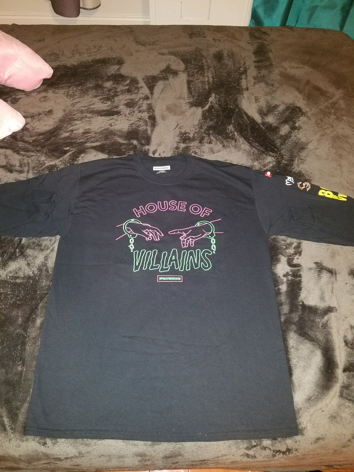 SANDFLOWER COLLABORATION VILLAINS LONG SLEEVE TEE